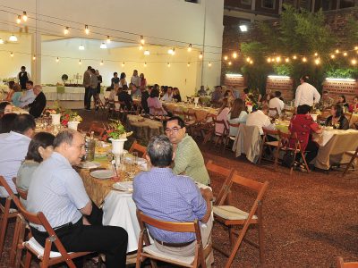 Sede - Patio anterior